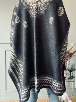 VIAMAJA Poncho<Poncho Black boheme