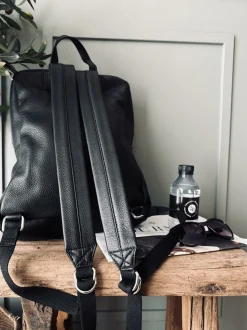VIAMAJA Rygsæk|Rejse Opbevaring<Rygsæk – Black leather