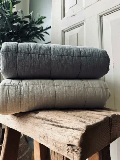 VIAMAJA Tæpper Og Puder|Sengetæppe<Sengetæppe STONE-WASHED Quilt – Nordic grey