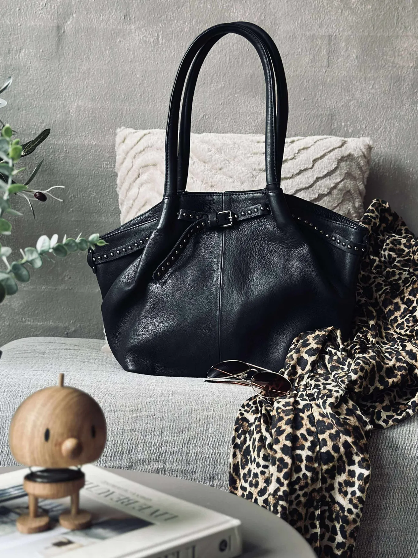 VIAMAJA Skuldertasker|Shoppere<Skuldertaske med nitter - Black