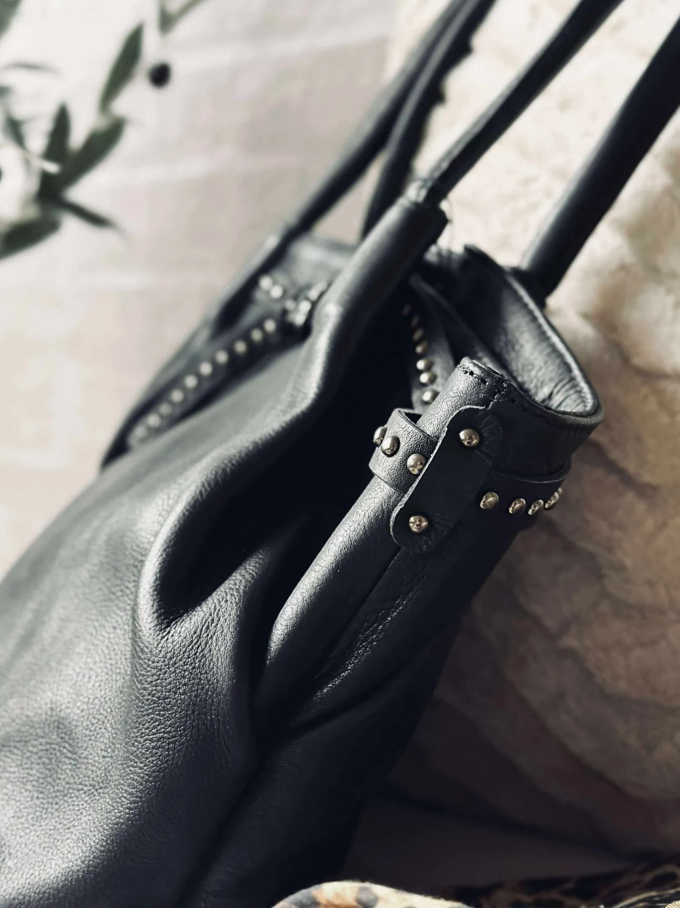VIAMAJA Skuldertasker|Shoppere<Skuldertaske med nitter - Black