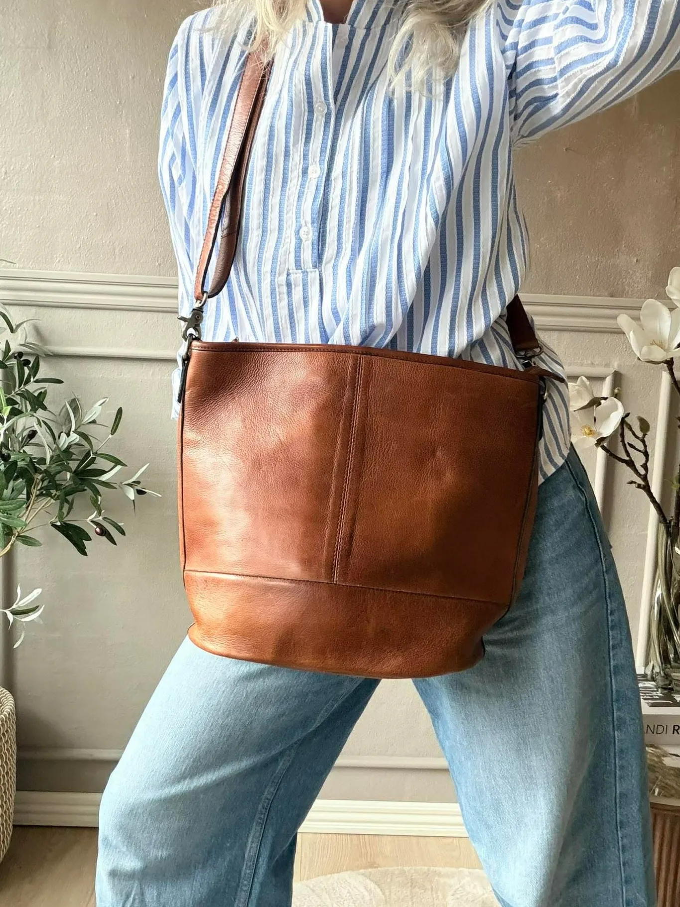 VIAMAJA Læder Tasker|Skuldertasker<Skuldertaske Nomi walnut