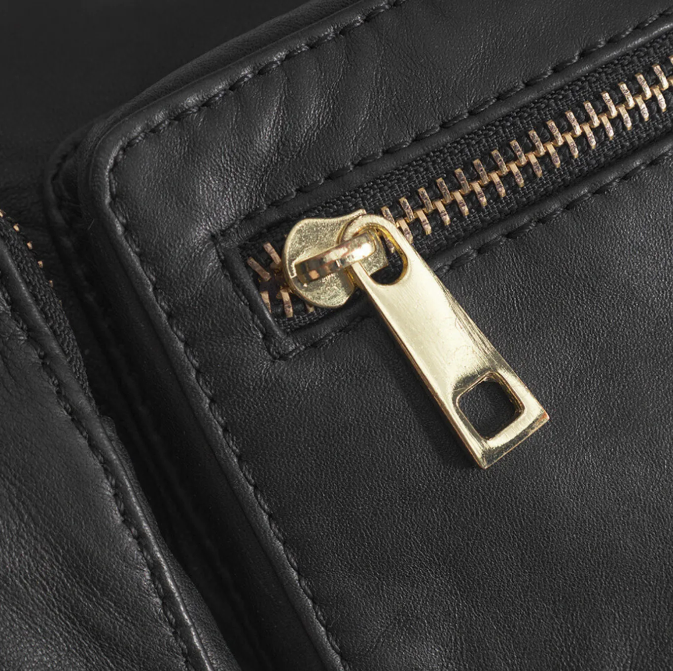 VIAMAJA Cross Body|Skuldertasker<Skuldertaske Sienna - Black gold