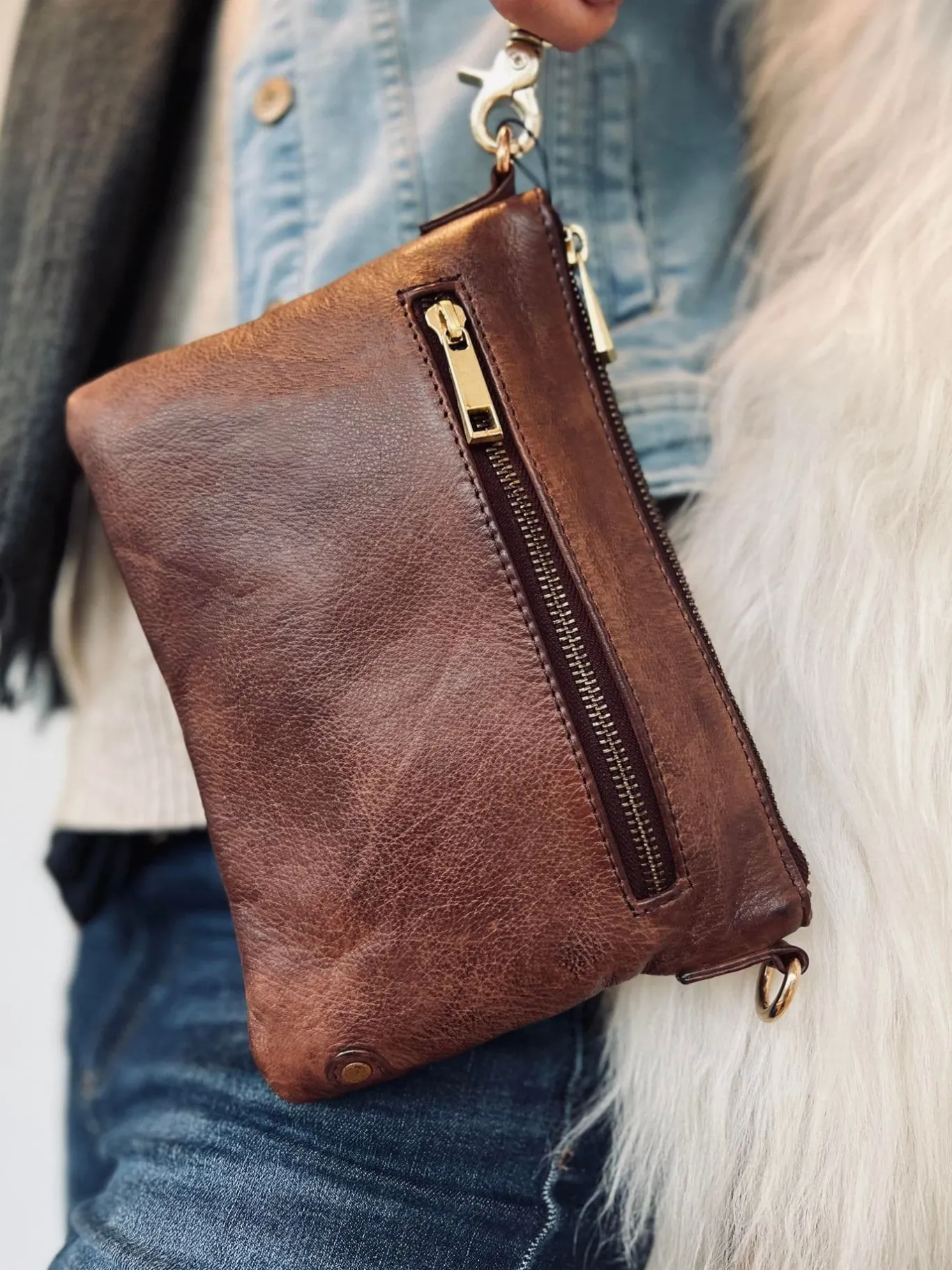 VIAMAJA Clutch|Cross Body<Smuk taske / clutch - VIGA Brandy