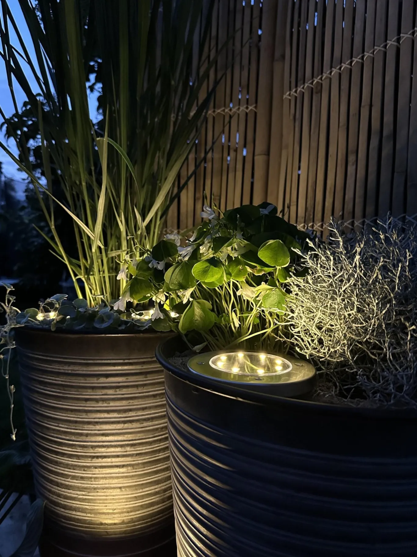 VIAMAJA Lys Og Led|Udendørs Led<Solcelle spots SILVER – Sæt med 4 stk
