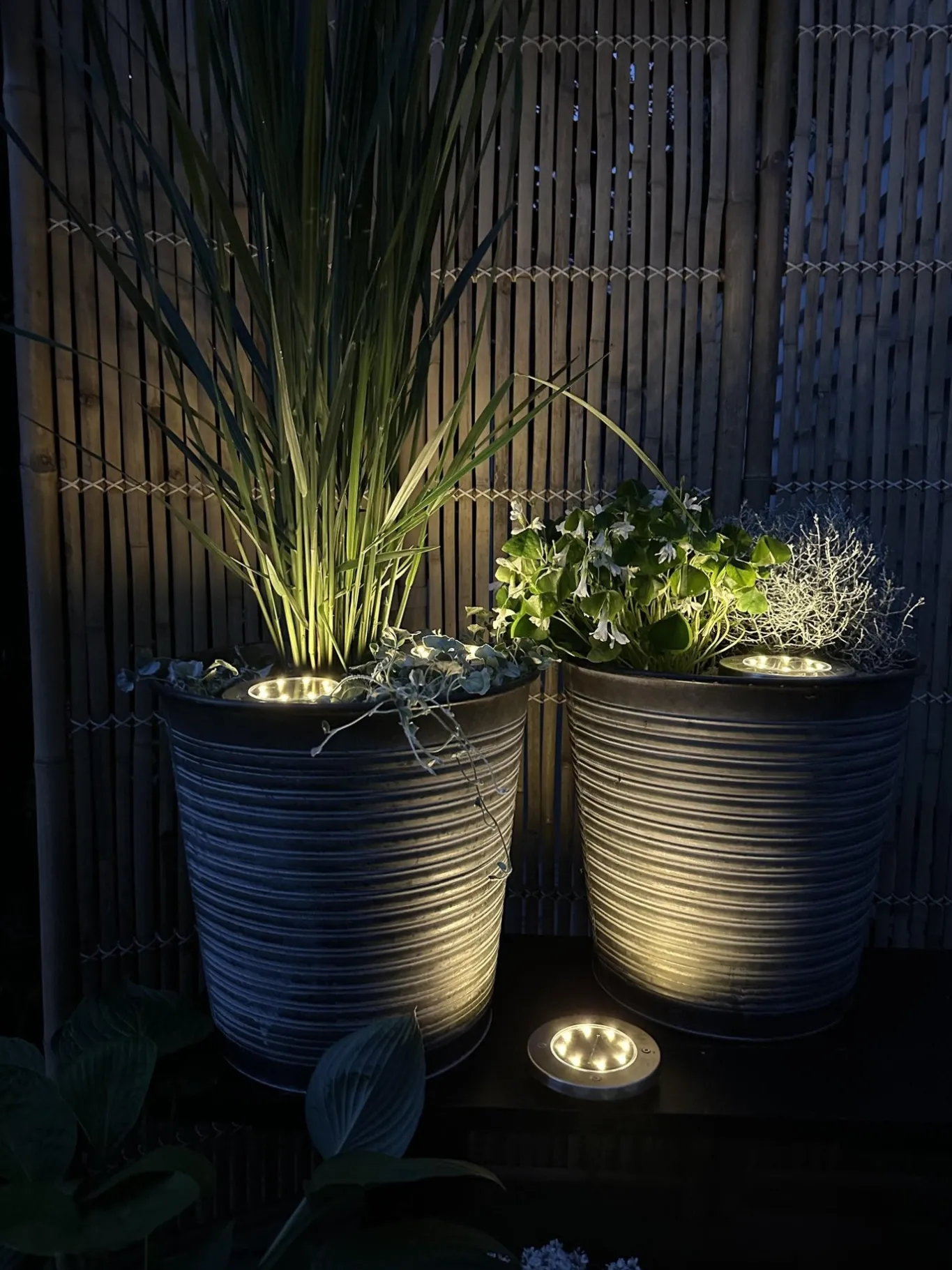 VIAMAJA Lys Og Led|Udendørs Led<Solcelle spots SILVER – Sæt med 4 stk