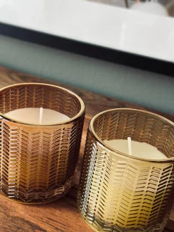VIAMAJA Stearinlys|Stearinlys<Stearinlys i farvet glas