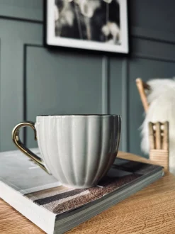 VIAMAJA Krus, Kopper Og Glas<Tekop med guld hank – Beige