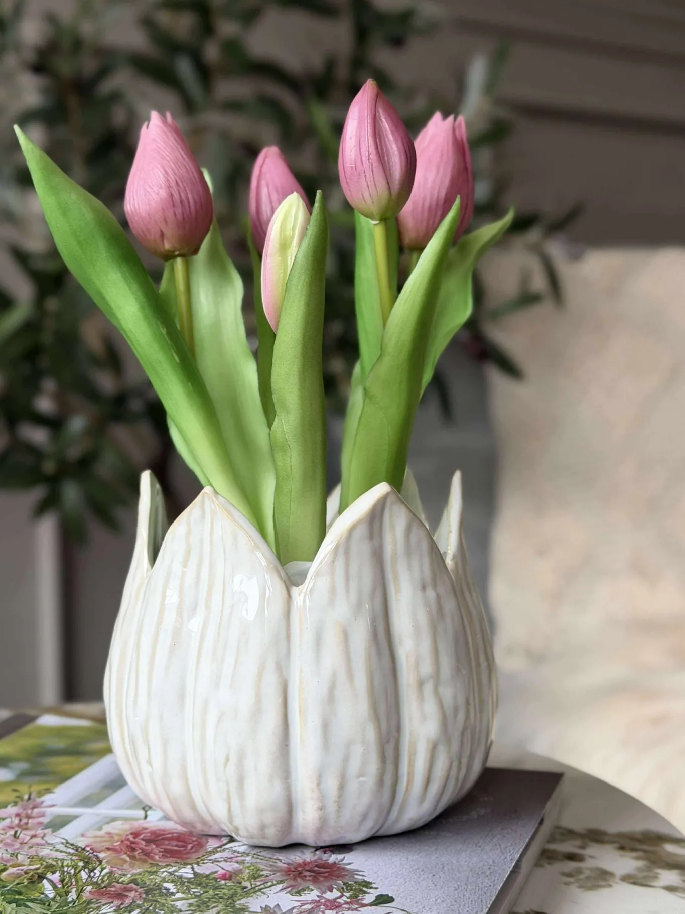 VIAMAJA Blomster|Interiør<Tulipan i potte - Mørk Rosa