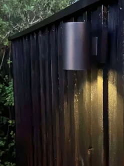 VIAMAJA Lys Og Led|Udendørs Led<Væglampe med solceller
