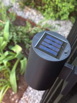 VIAMAJA Lys Og Led|Udendørs Led<Væglampe med solceller
