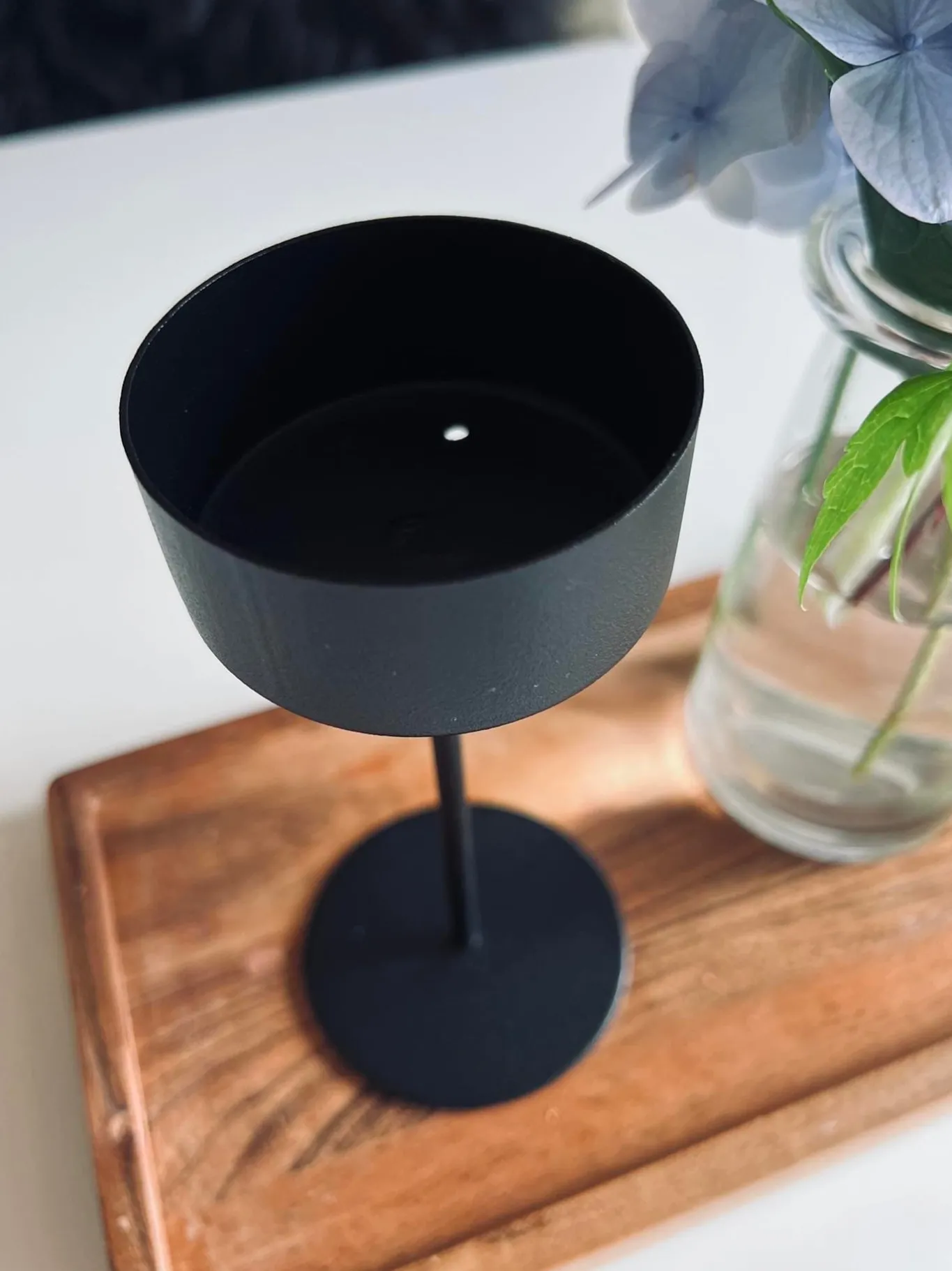 VIAMAJA Lysestager<Simple Big Black – 19cm