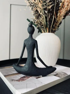 VIAMAJA Interiør|Pynte Genstande<YOGA - Black Lady No.4